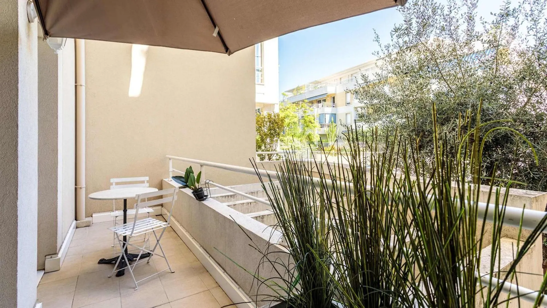 Appartamento B014 Spacieux 2 Chambres Piscine Parking 4Min Plage Cannes Francia